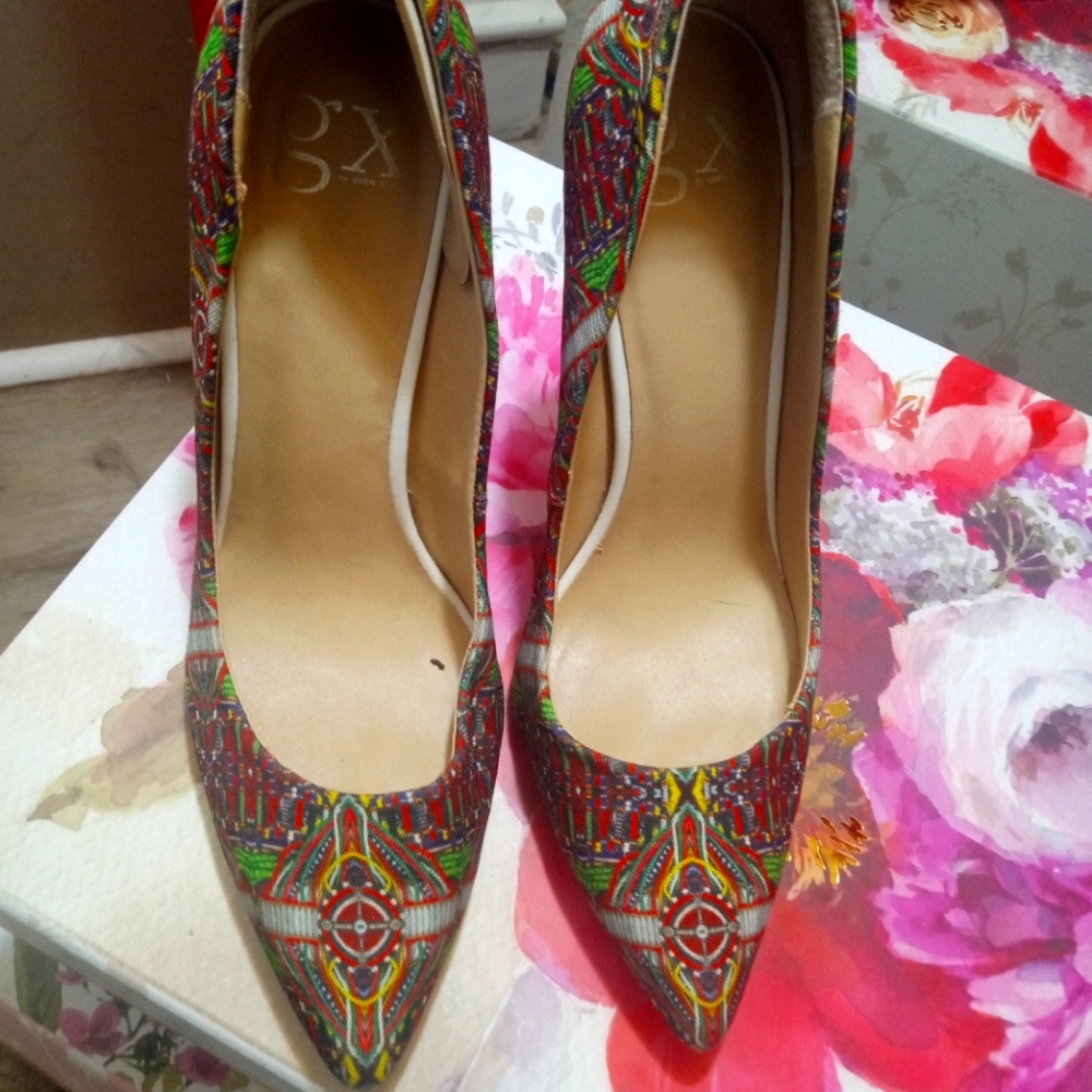 Gwen colorful heels
